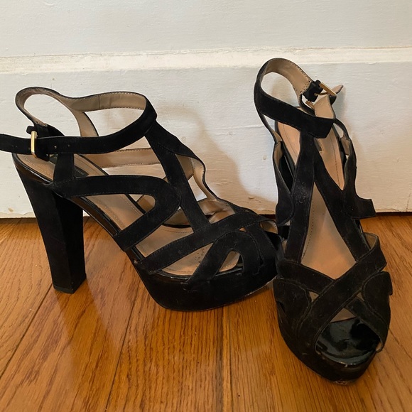 Zara black heels. - Picture 1 of 3